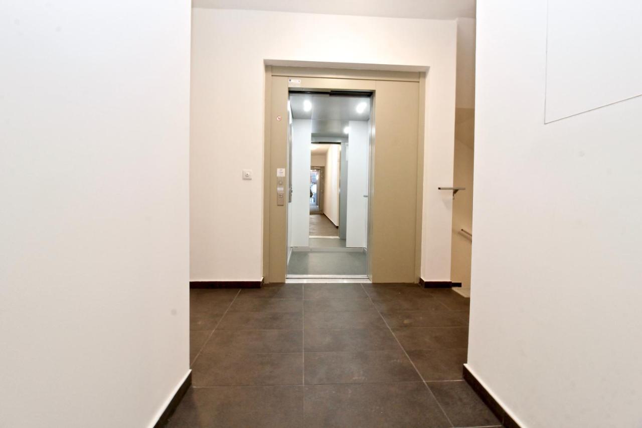 Balcony/Pool/Free Parking Garage Studio 비엔나 외부 사진