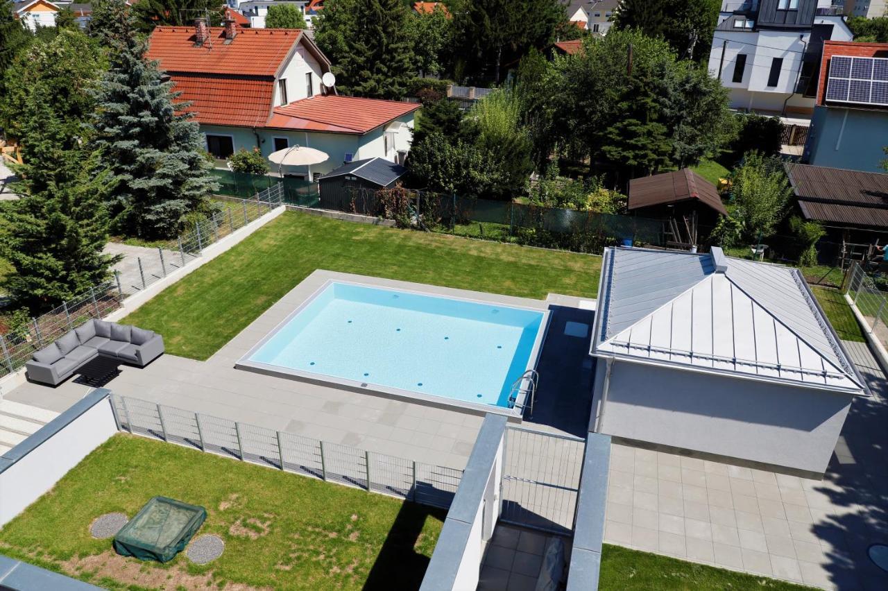 Balcony/Pool/Free Parking Garage Studio 비엔나 외부 사진